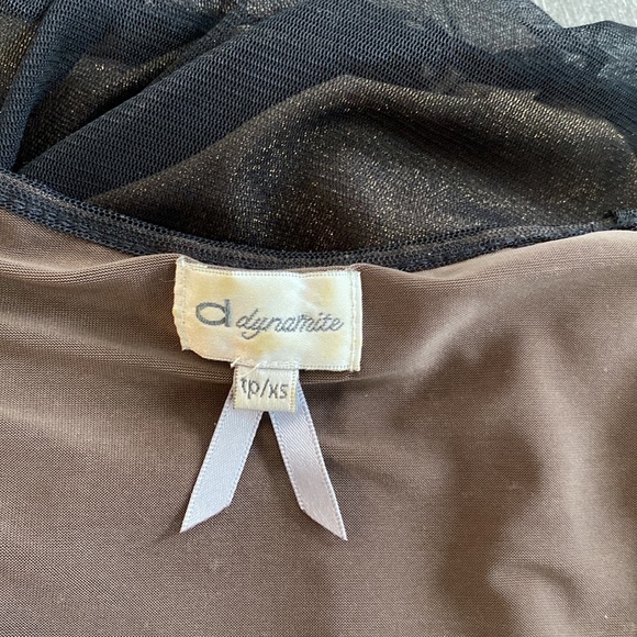 Dynamite ladies top with mesh overlay and gold & brown underlay. Size XS. - Picture 3 of 10